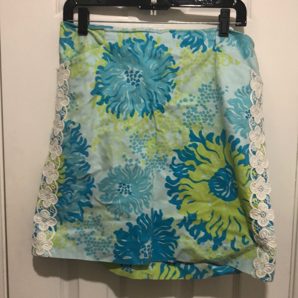 Lilly Pulitzer skirt